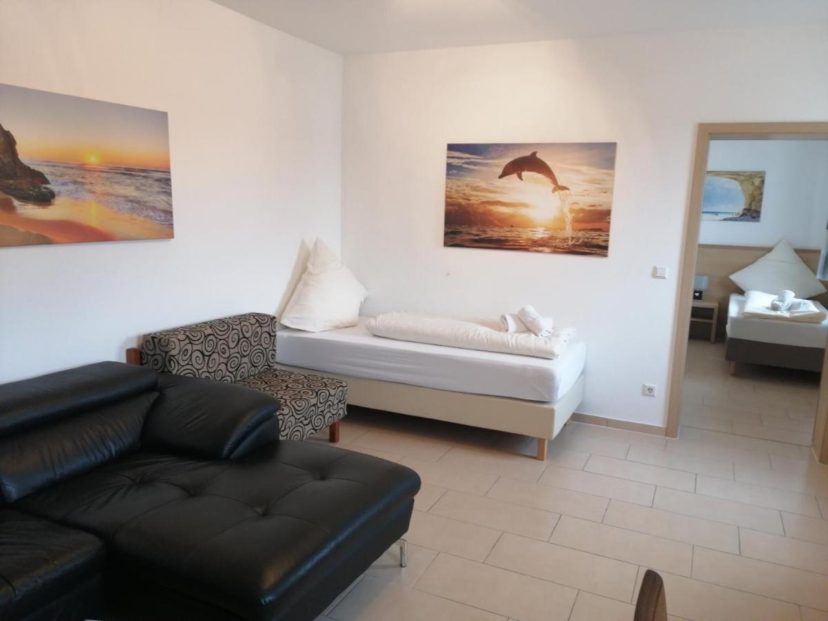 Hotel-Restaurant Zum Baeumle Süßen エクステリア 写真
