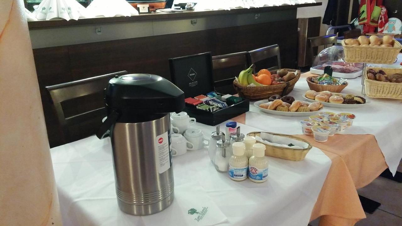 Hotel-Restaurant Zum Baeumle Süßen エクステリア 写真